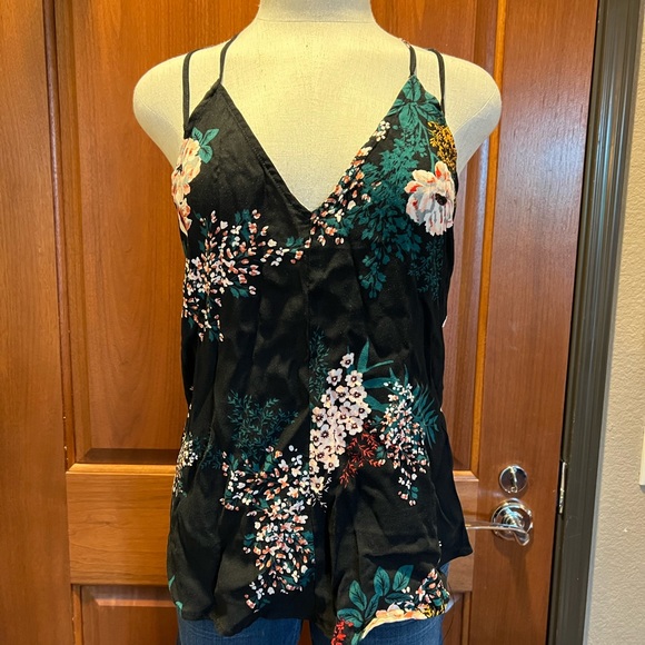 LOVESTITCH TANK 💖 BRAND NEW - Picture 1 of 4